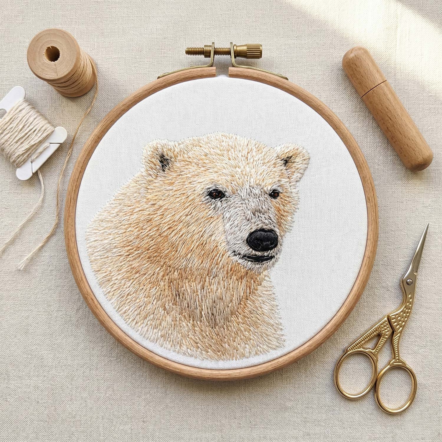 Isbjørn broderingsdesign