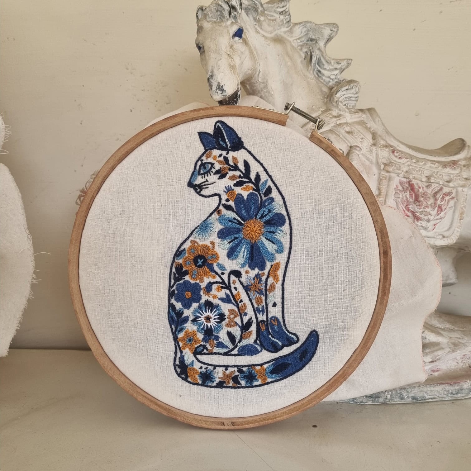 Floral Cat Embroidery Design